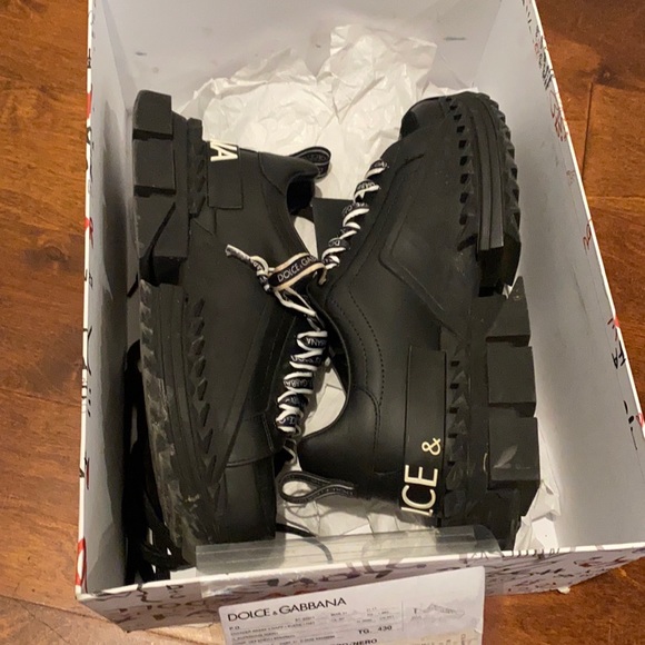 Dolce&Gabban sz 8 super king (Authentic) - Picture 4 of 4